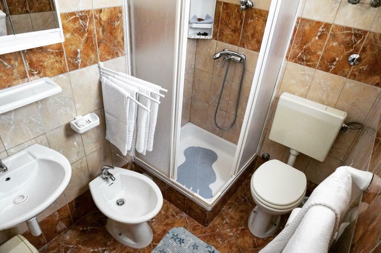 P&D Apartments Fažana エクステリア 写真